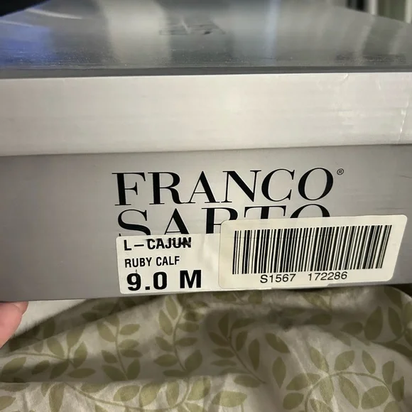 Franco Sarto Burgundy Heeled Boots - Picture 8 of 9